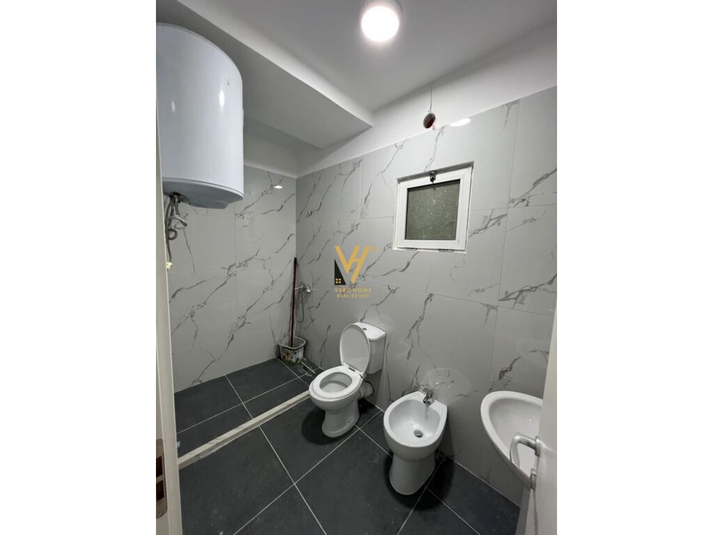 Jepet Apartament 2+1+ballkon me qera ne Laprake 101 m2
