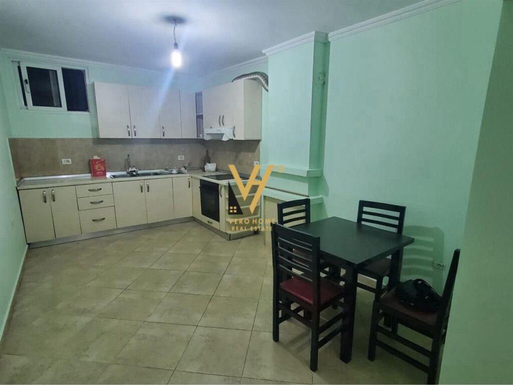 Shitet Vile Private te Brryli 120 m2 4