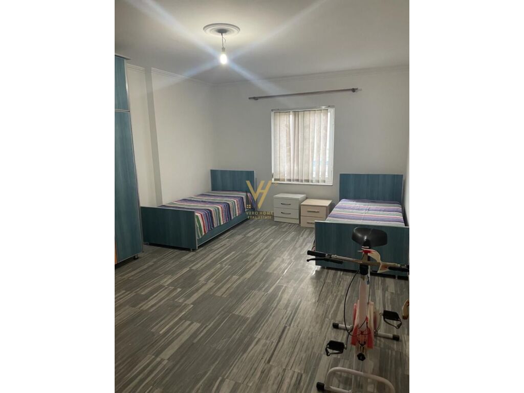 Shitet apartament 2+1+ballkon te Rruga Dritan Hoxha 127 m2 4