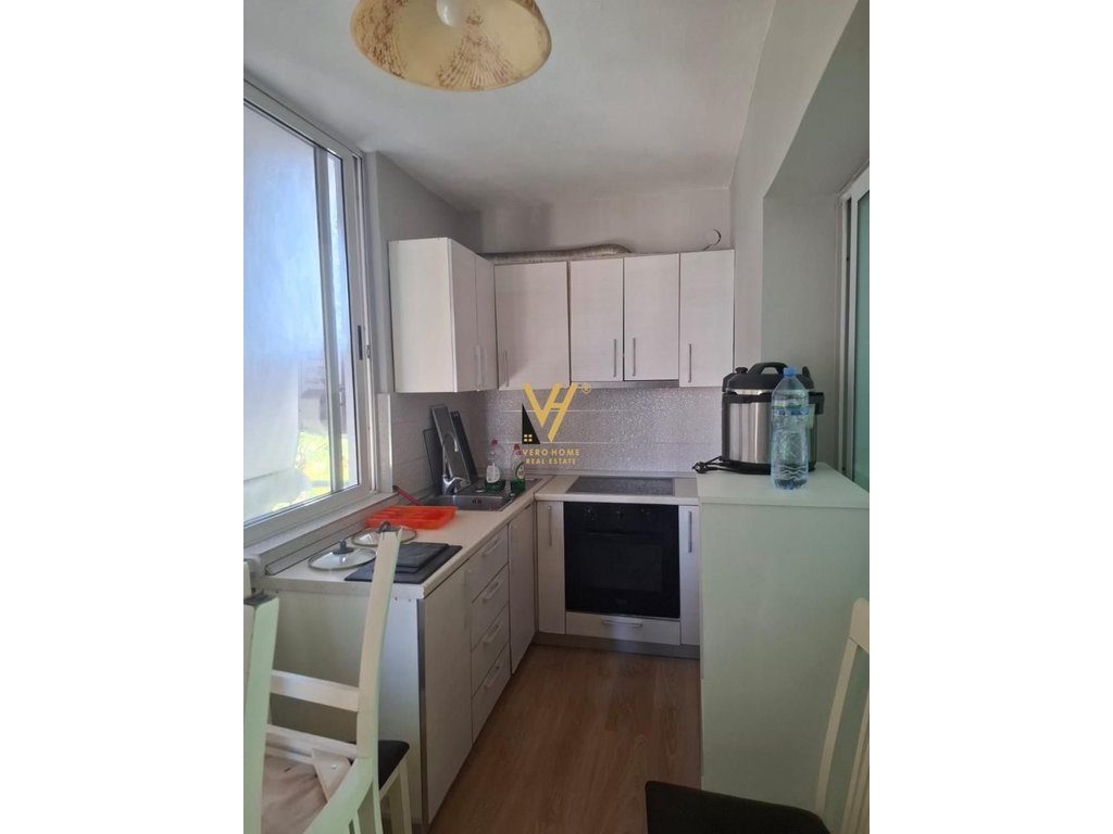 JEPET APARTAMENT 1+1 ME QIRA NE VASIL SHANTO 550 EURO 2