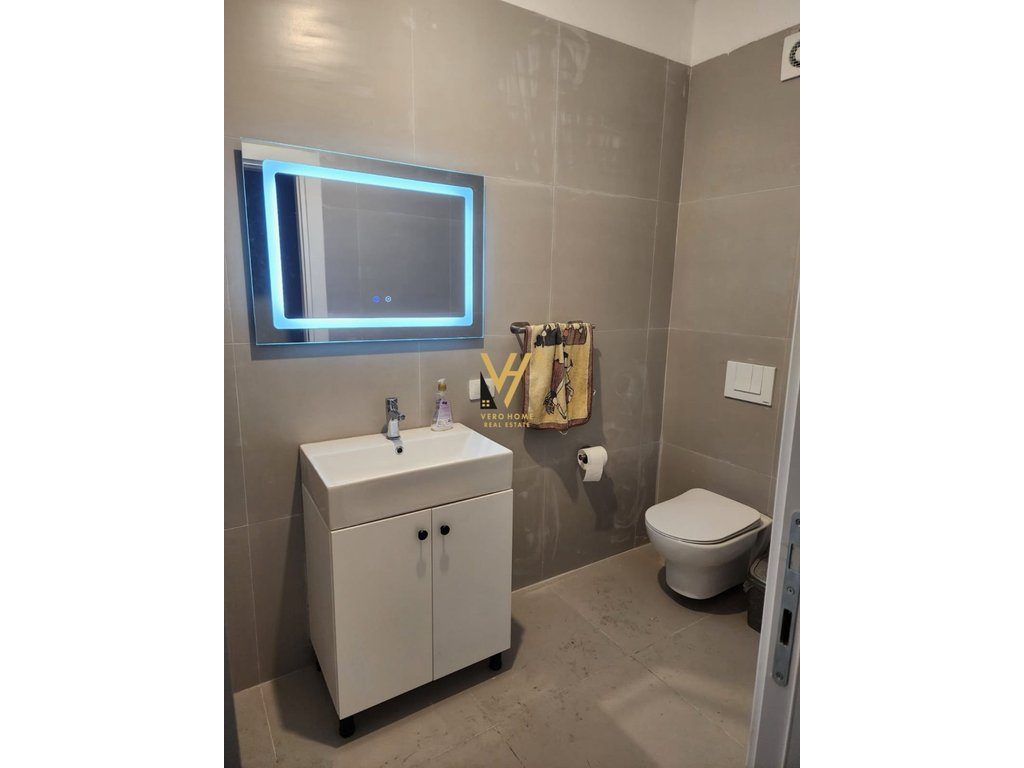 JEPET APARTAMENT 2+1 ME QIRA TE UNIVERS CITY 550 EURO 4