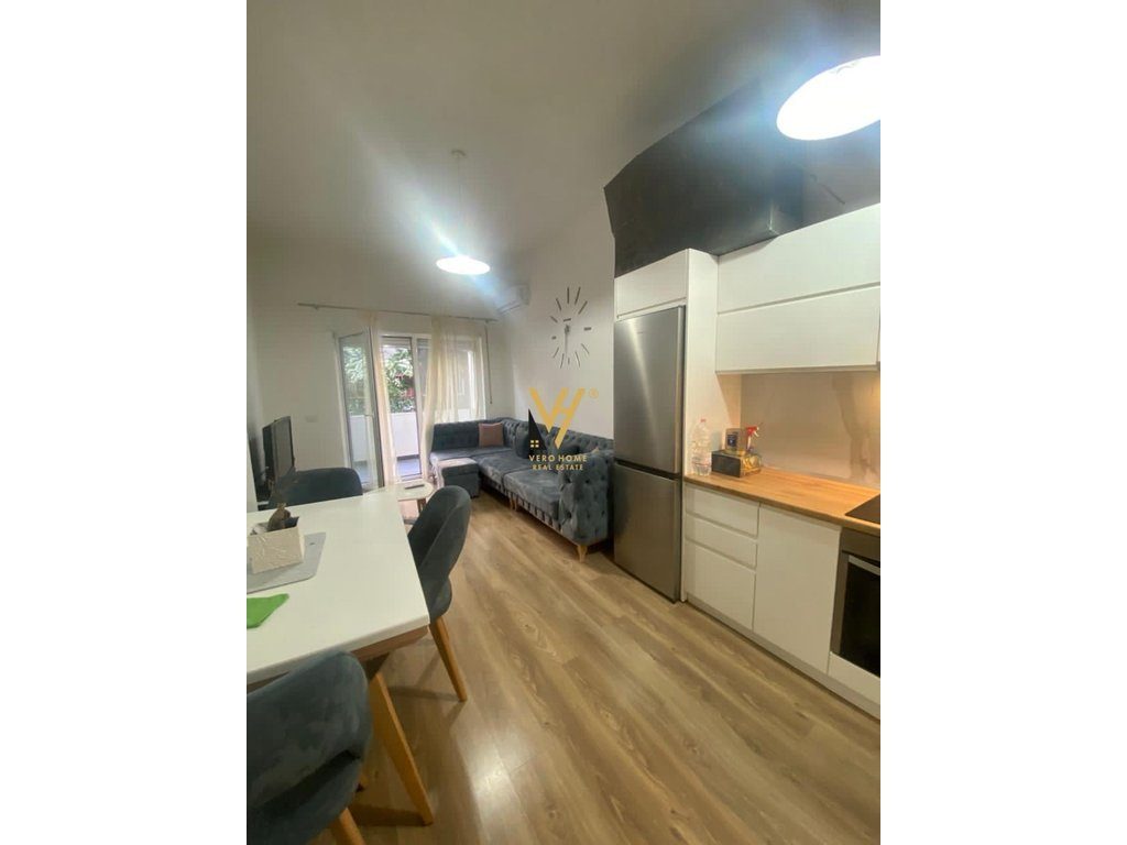 JEPET APARTAMENT 1+1+BLK ME QERA TE LIQENI I THATE 500 EURO