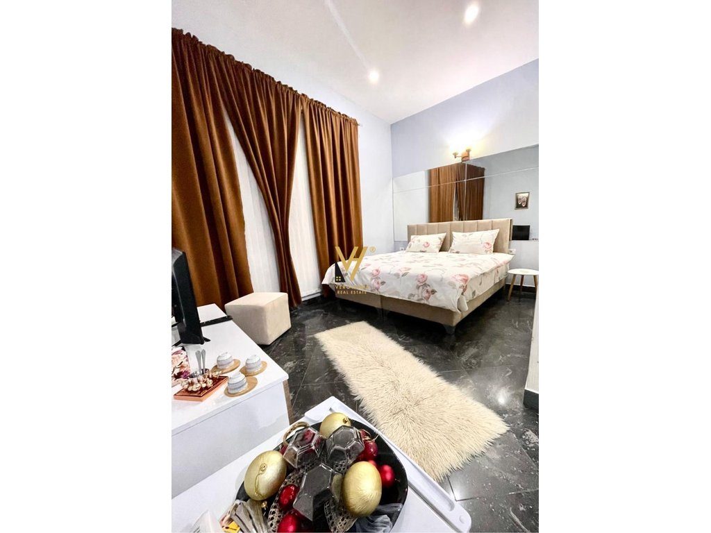 JEPET APARTAMENT 2+1+2 ME QIRA TE RRUGA E DIBRES 95.000 LEKE 2
