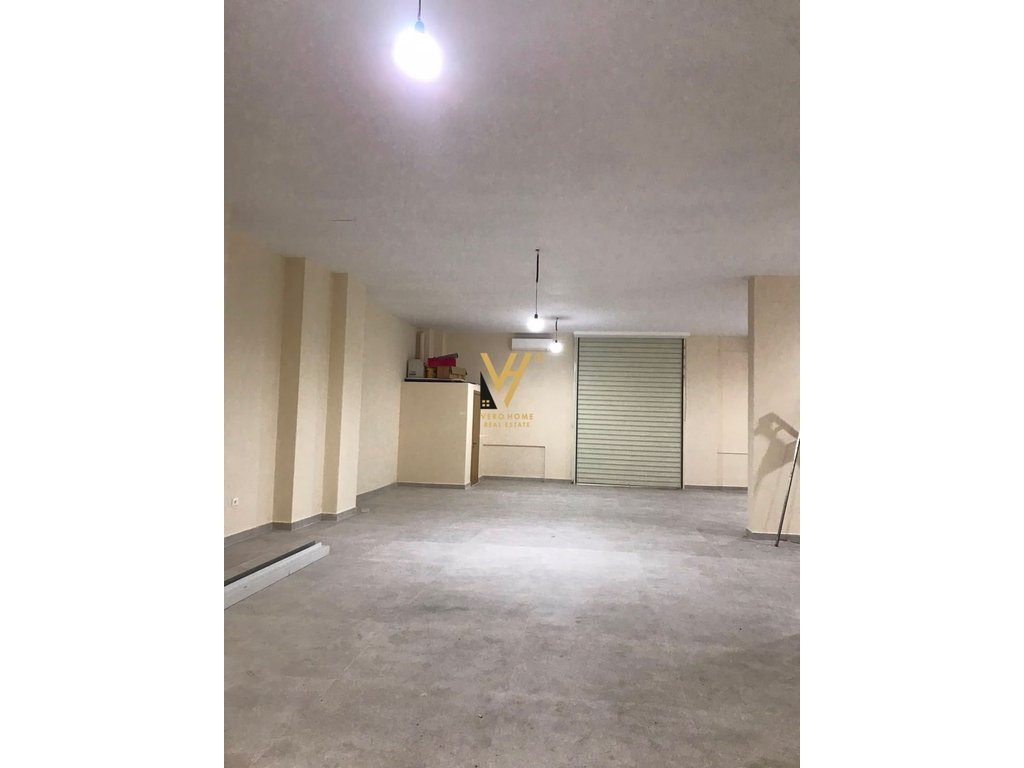 JEPET AMBIENT BIZNESI 157 M2 ME QERA NE FRESK 1.000 EURO 4