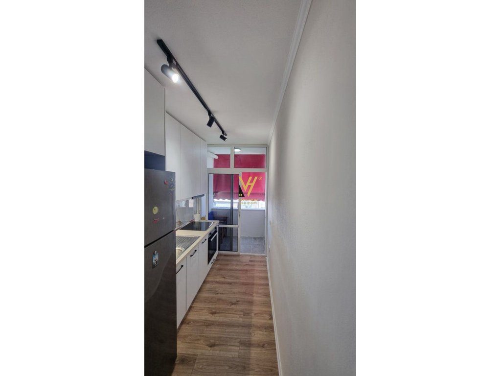 JEPET APARTAMENT 1+1 ME QIRA NE DON BOSKO 53.000 LEKE 3