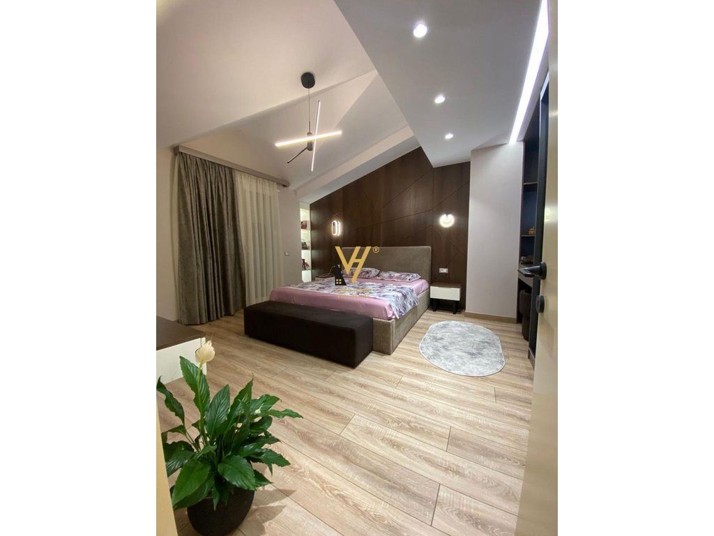 SHITET APARTAMENT 3+1+VERANDE TE REZ.PLATEA, FRESK 360.000 EURO 2