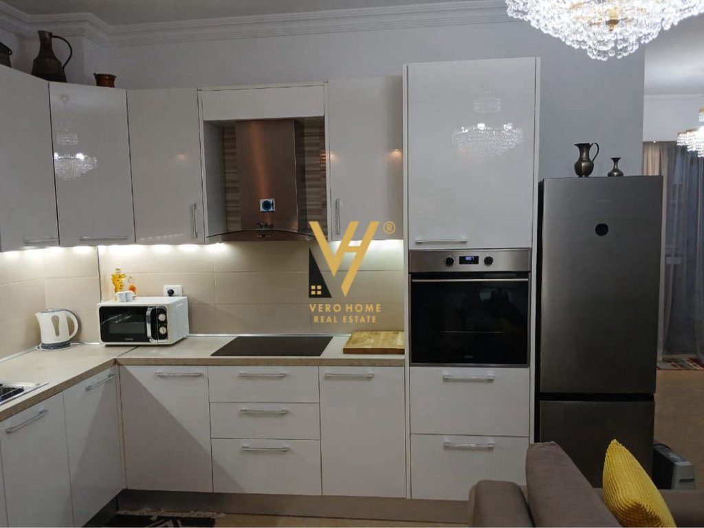 JEPET APARTAMENT 2+1+BLK ME QERA NE FRESK 520 EURO 3