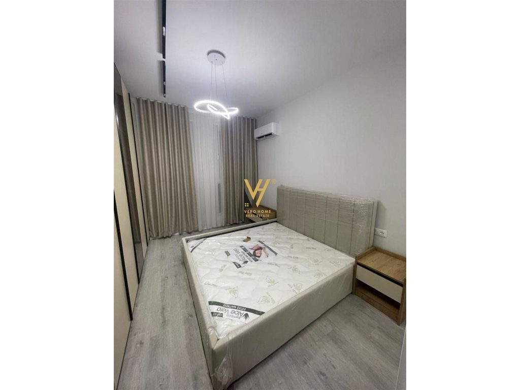 JEPET APARTAMENT 2+1+BLK ME QIRA TEK UNIVERS CITY 600 EURO 4