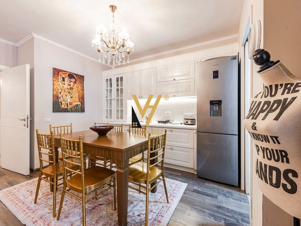 JEPET APARTAMENT 2+1+2+3 BLK ME QIRA TE KOPSHTI ZOOLOGJIK 900 EURO 2