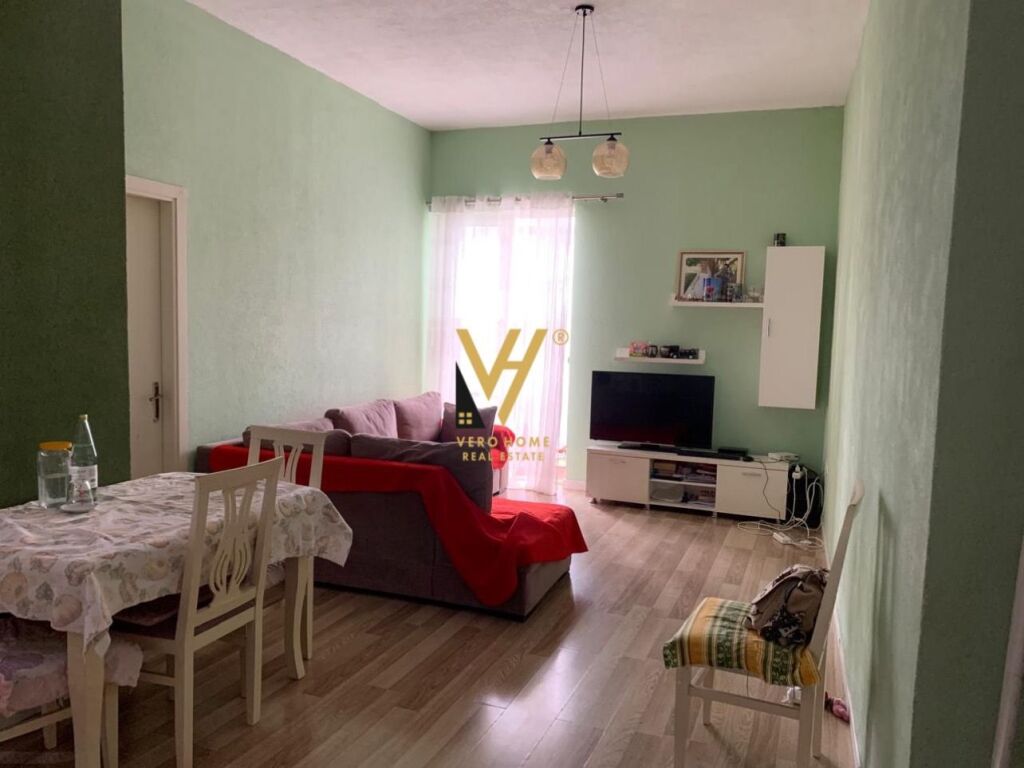 Jepet apartament 2+1 me qera te Fresku 105 m2 2