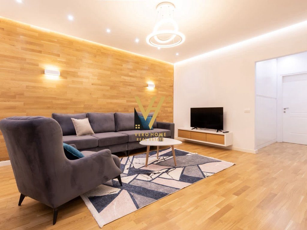 SHITET APARTAMENT 2+1+2+BLK TE ZOGU I ZI 260.000 EURO