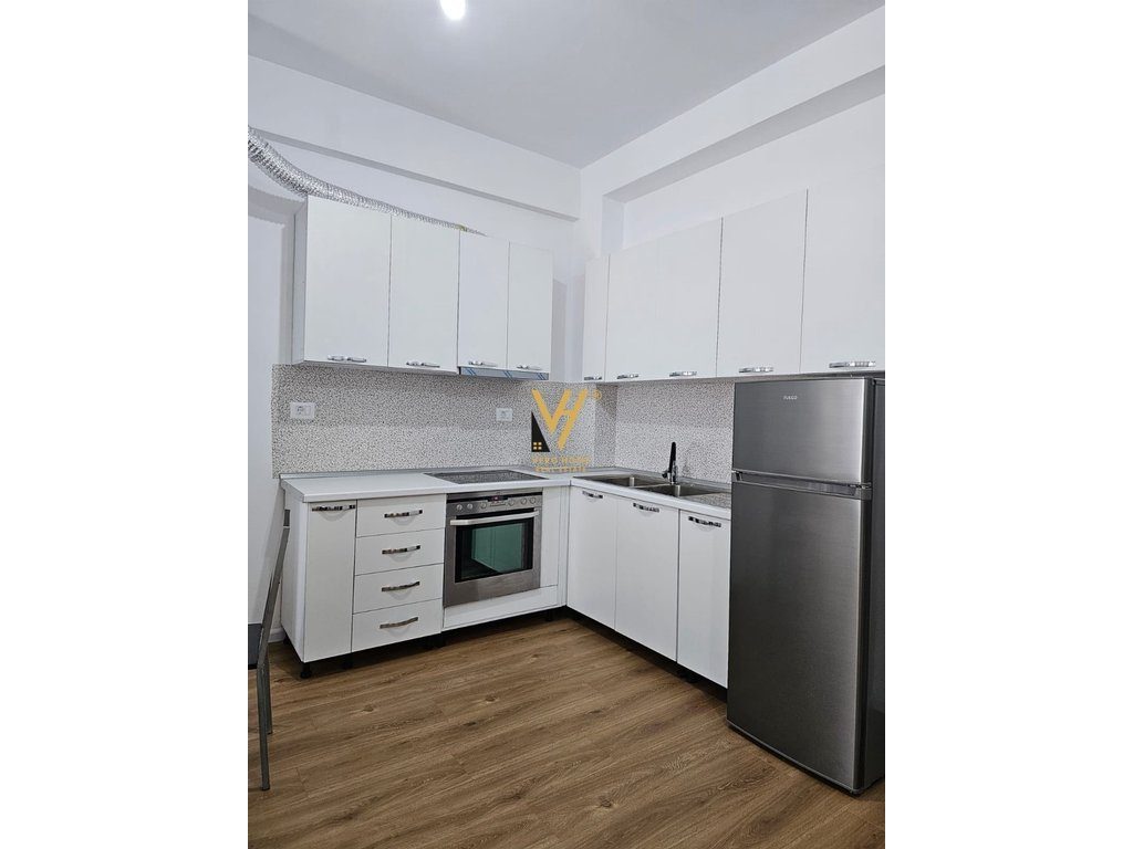 JEPET APARTAMENT 1+1+BLK ME QERA TE KOMPLEKSI KAIMI,ALI DEMI 450 EURO 3