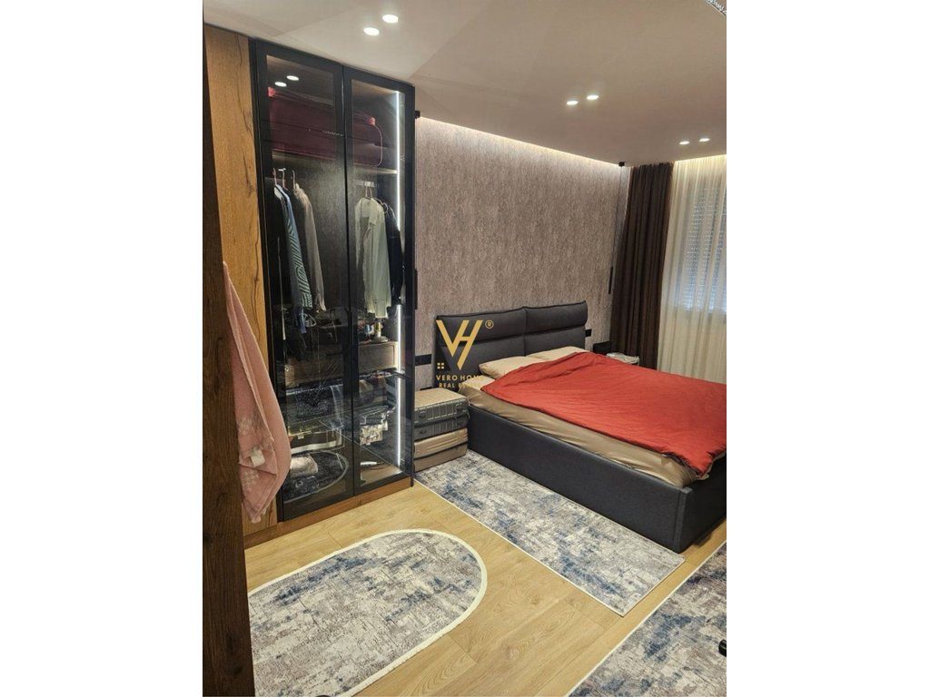 JEPET APARTAMENT 2+1+BLK ME QERA NE ASTIR 700 EURO 3