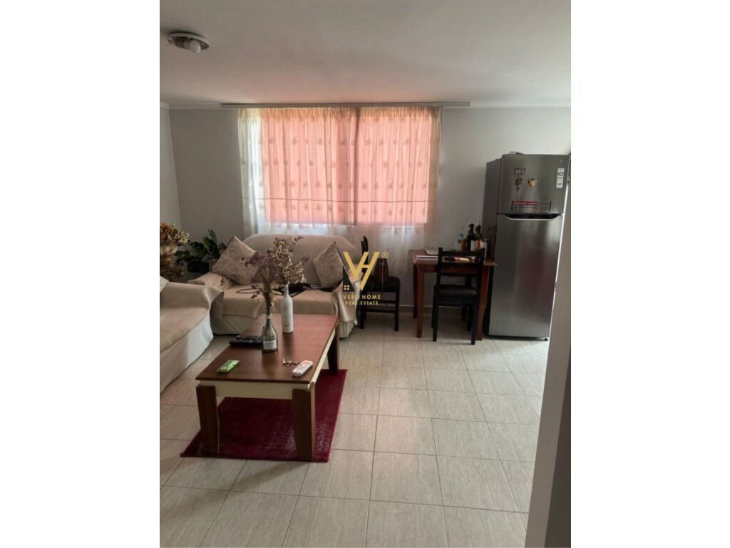 Jepet Apartament 1+1+ballkon me qera te Rruga Bardhyl 100 m2 2