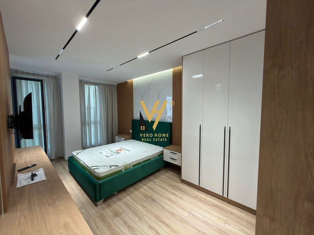 JEPET APARTAMENT 2+1+BLK ME QERA TE KOMUNA E PARISIT 1.100 EURO 3