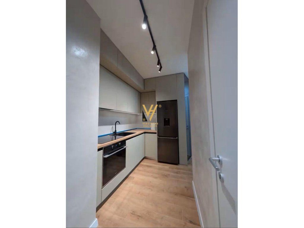 JEPET APARTAMENT 2+1+BLK ME QIRA TE STADIUMI DINAMO 90.000 LEKE 2
