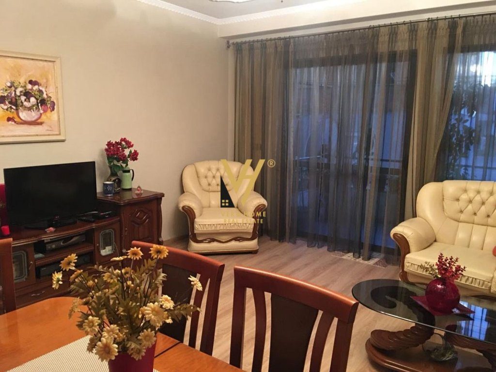 JEPET APARTAMENT 1+1+2BLK ME QERA PRANE SHKOLLES HASAN VOGLI 530 EURO 2