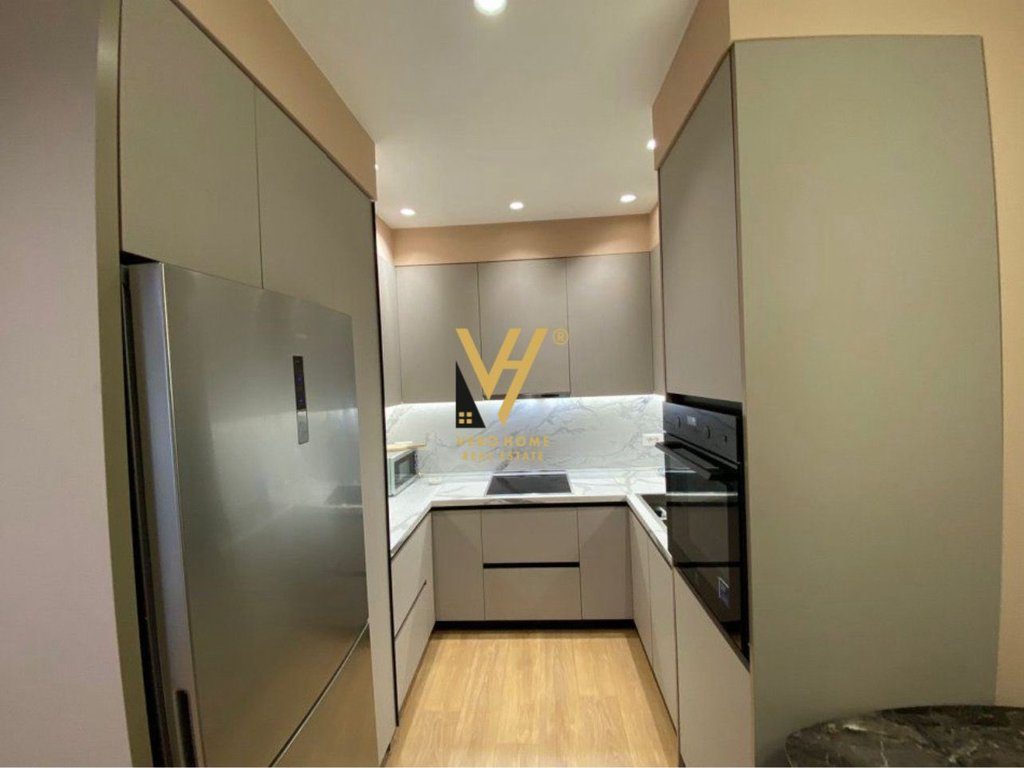 JEPET APARTAMENT 2+1+2 ME QERA TE RRUGA E DIBRES 800 EURO 3