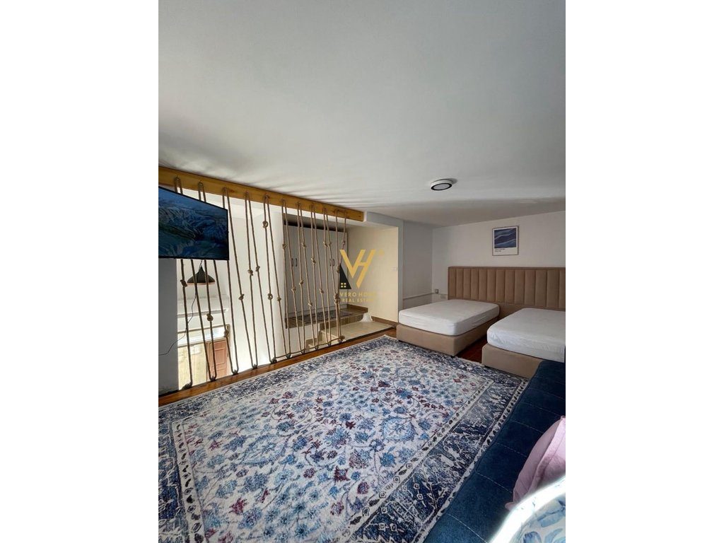 JEPET GARSONIERE DUPLEX ME QERA TE RRUGA DURRESIT 50.000 LEKE 3