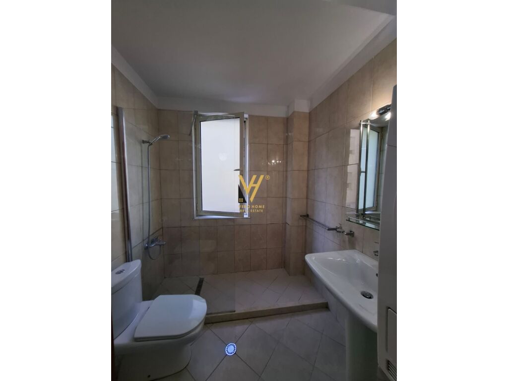 Jepet Apartament 2+1+2+ballkon me qera te Kopshti Zoologjik 110 m2 2