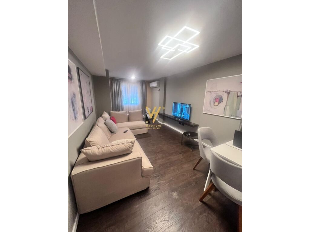 Shitet apartament 2+1+ballkon te Ambasada Kineze, Rruga e Durresit 86 m2 3