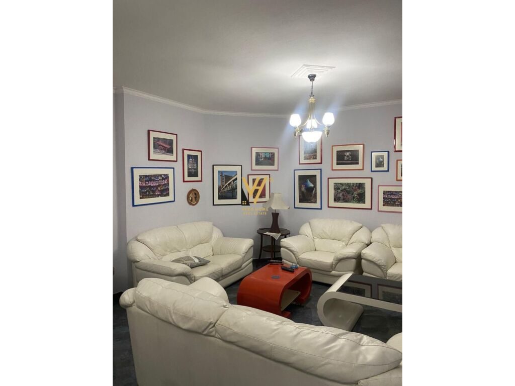 Jepet Apartament 2+1+ballkon me qera te Sheshi Willson 120 m2