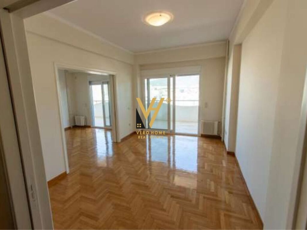 Shitet Apartament 2+1 te Stadiumi Dinamo 96 m2