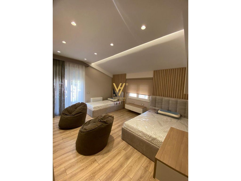 SHITET APARTAMENT 3+1+VERANDE TE REZ.PLATEA, FRESK 360.000 EURO 3