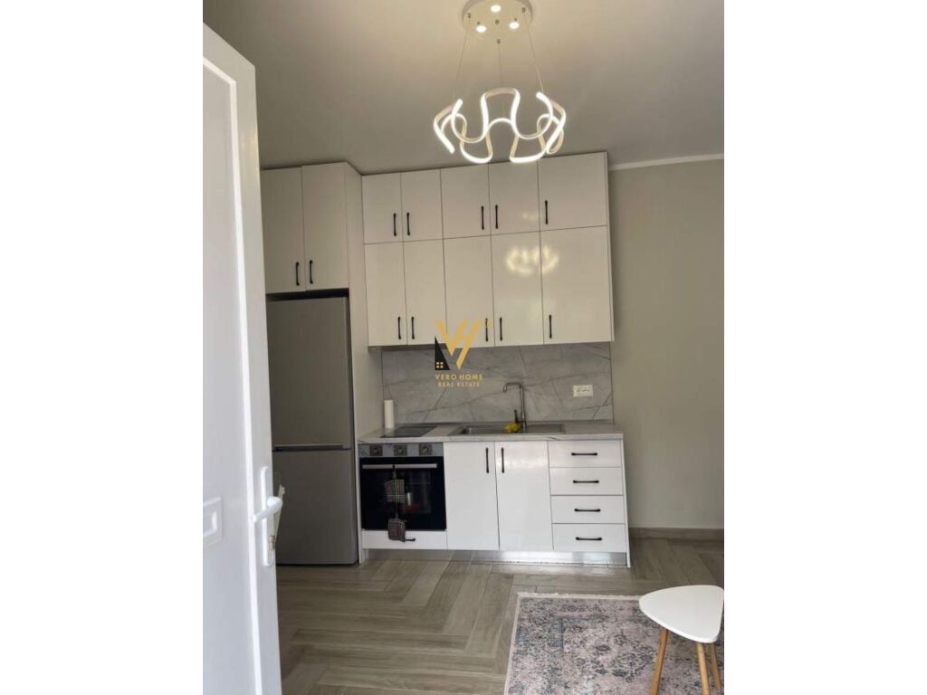 Jepet Apartament 1+1+ballkon me qera ne Porcelan 65 m2 4