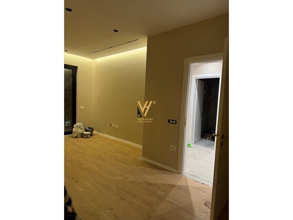 JEPET ZYRE 64 M2 ME QERA TEK URBAN GATE, ASTIR 450 EURO 4