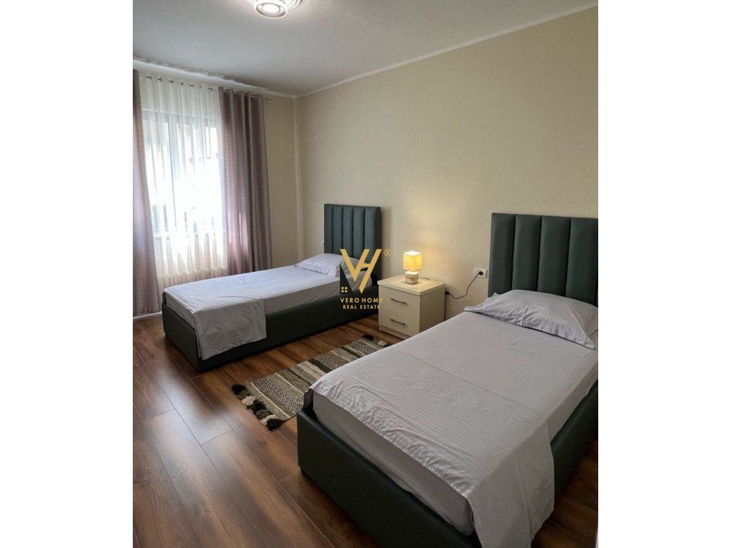 SHITET APARTAMENT 2+1+BLK NE DURRES, PRANE STACIONIT TE TRENIT 200.000 EURO 4