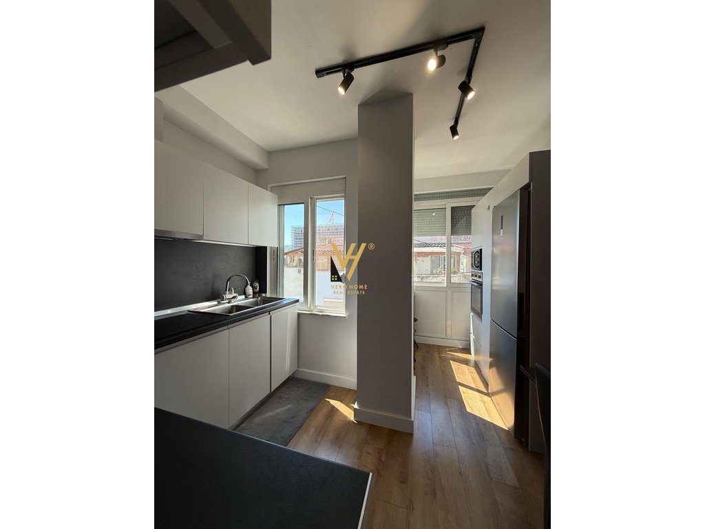 JEPET APARTAMENT 1+1 ME QERA TE KOMUNA E PARISIT 70.000 LEKE 2