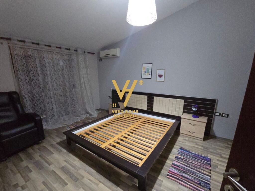 JEPET APARTAMENT 1+1+BLK ME QERA TE BLLOKU 650 EURO 3
