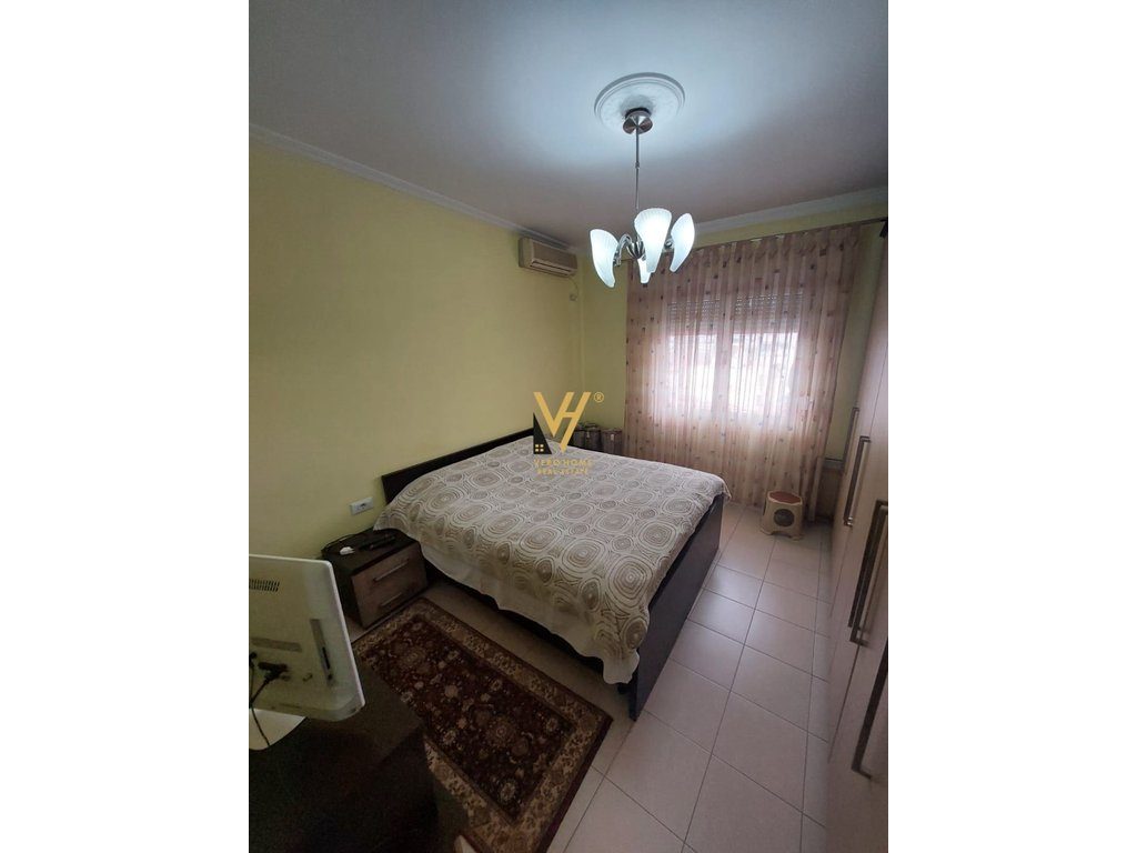 SHITET APARTAMENT 3+1+2+BLK NE XHAMLLIK 175.000 EURO 3