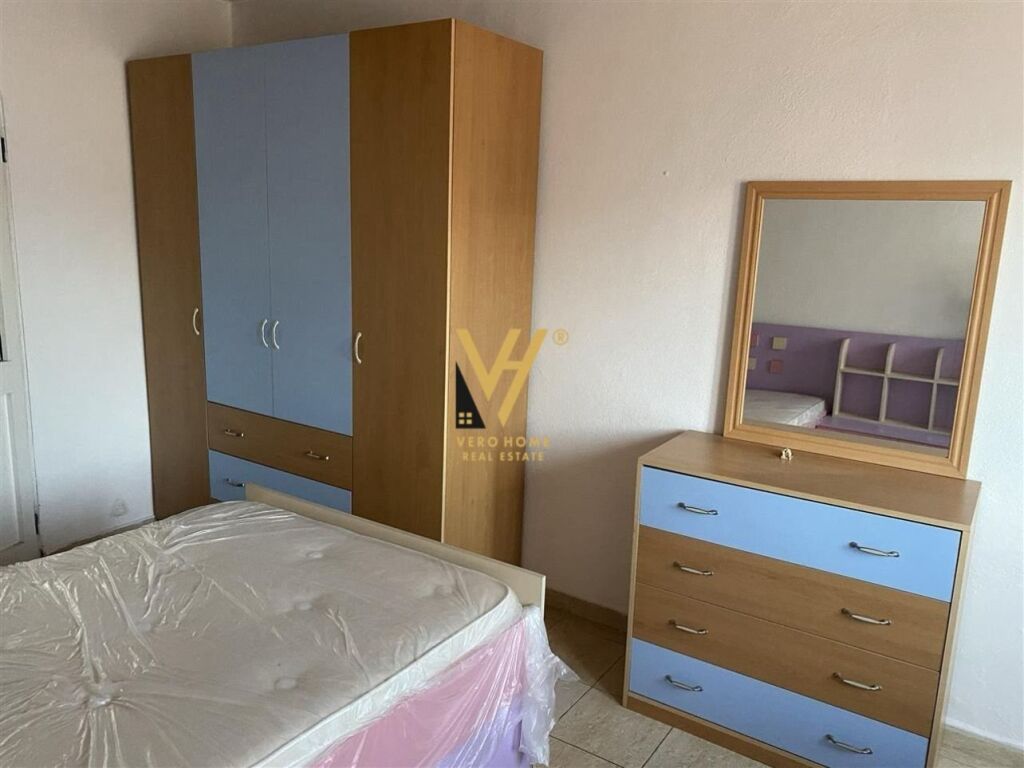 Jepet Apartament 1+1 me qera te Rruga e Durresit 46 m2 3