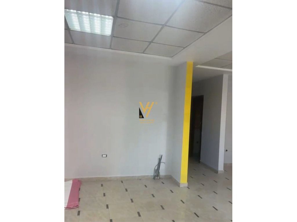 JEPET ZYRE 90 M2 ME QERA TE 21 DHJETORI 70.000 LEKE 4
