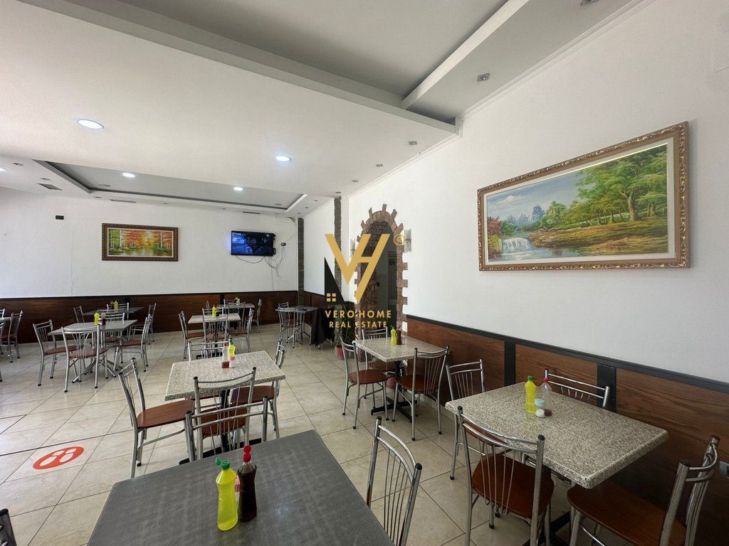 SHITET RESTORANT 410 M2 TE QYTET STUDENTI 300.000 EURO