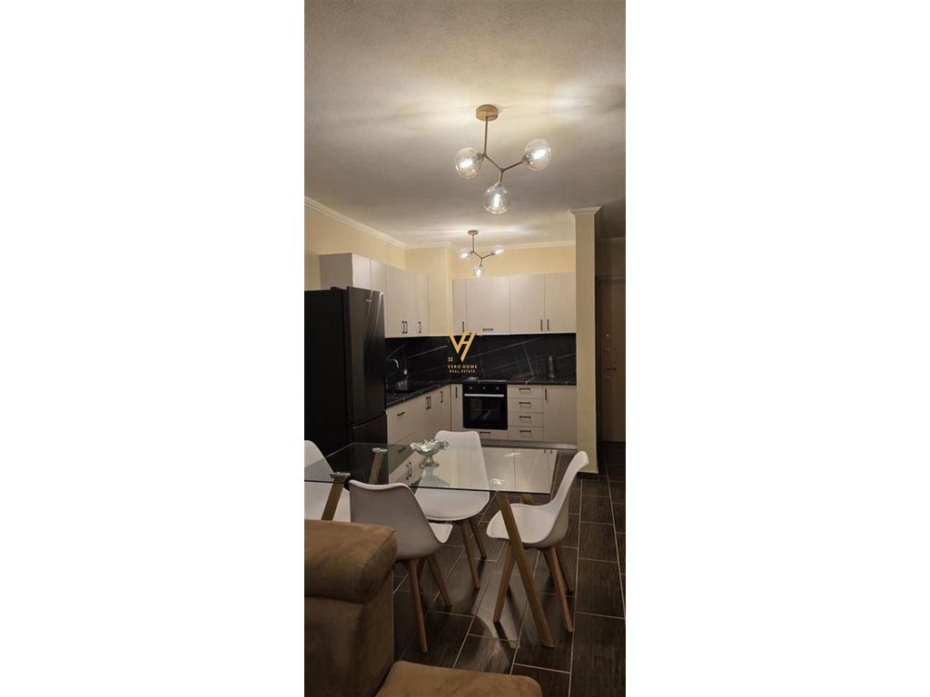 JEPET APARTAMENT 2+1+2+3BLK ME QIRA NE YZBERISHT 50.000 LEKE 2