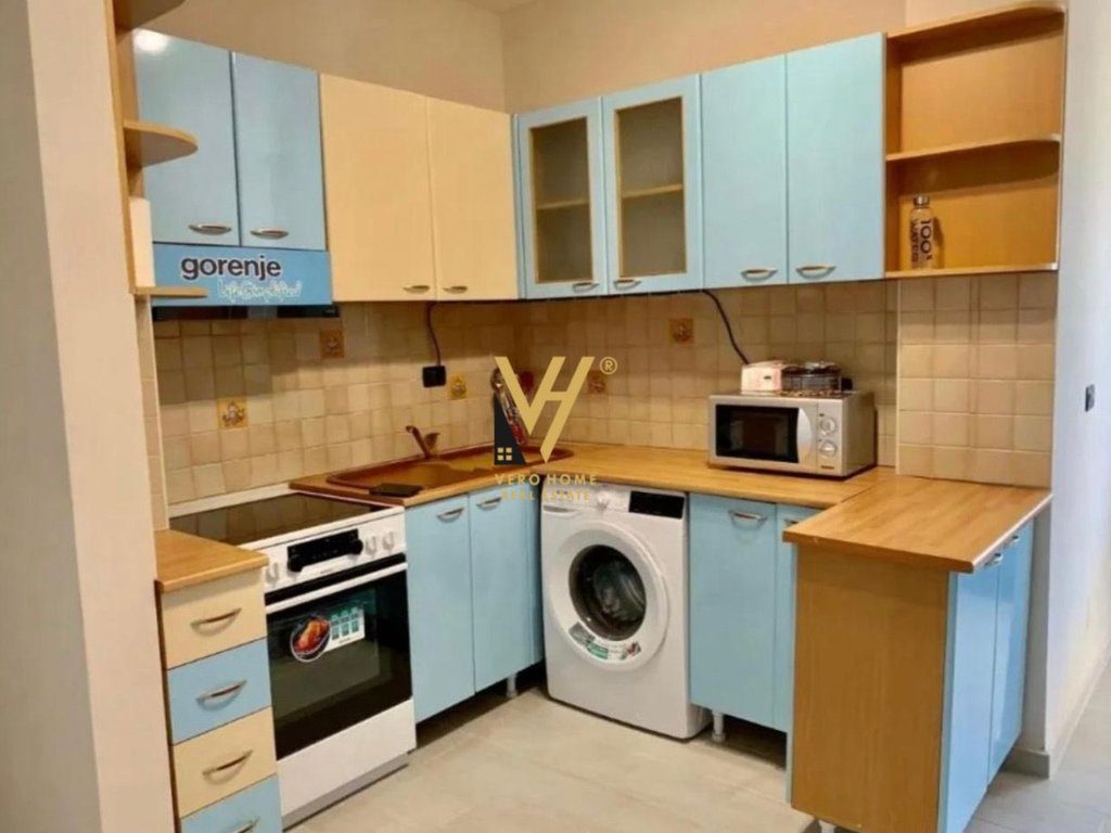 SHITET APARTAMENT 1+1+BLK TE SHKEMBI I KAVAJES 15.000.000 LEKE 3