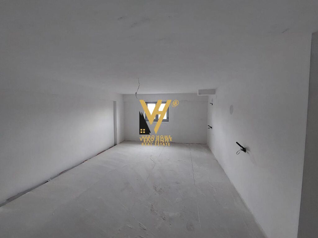 SHITET APARTAMENT DUPLEKS NE MISTO MAME 204.000 EURO 4