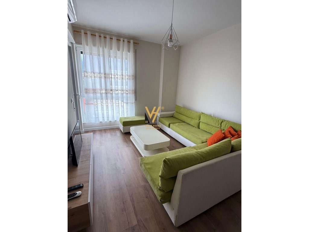 JEPET APARTAMENT 1+1+BLK ME QERA TE 5 MAJI 50.000 LEKE