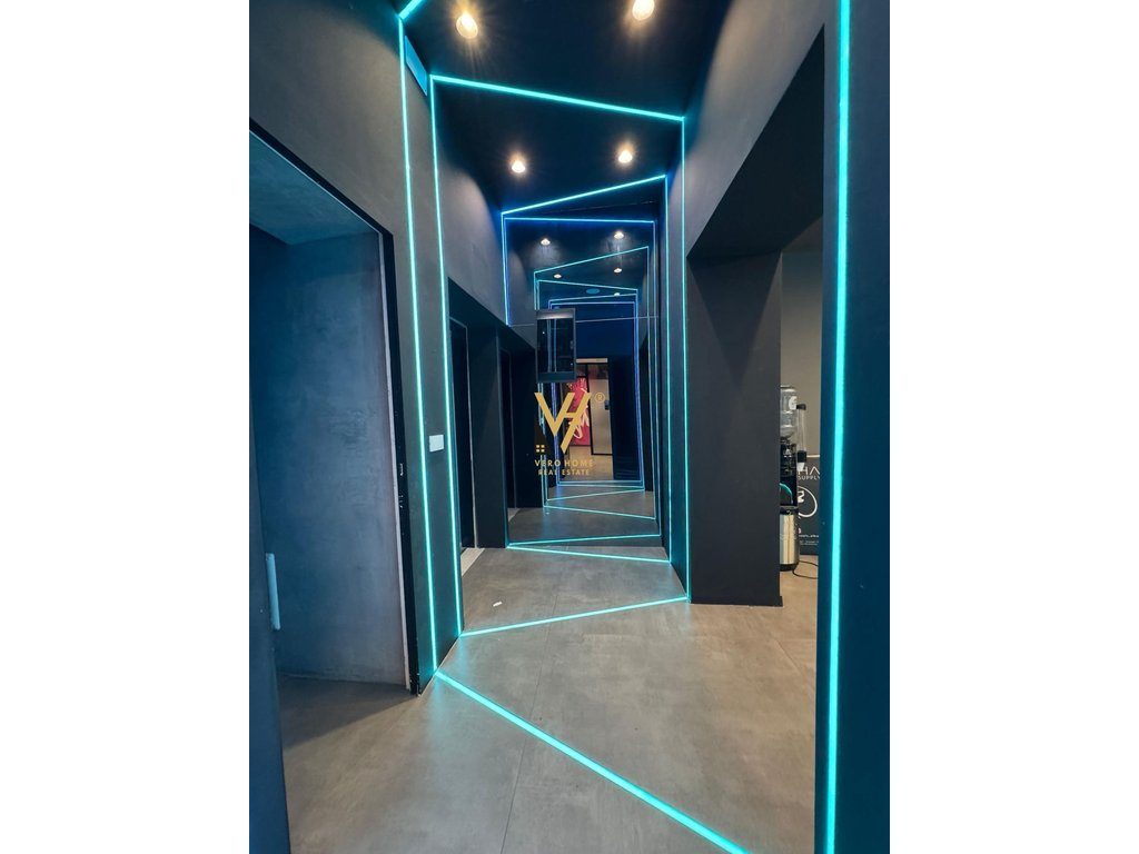 JEPET AMBIENT 100M2 ME QERA TE BLLOKU 2.200 EURO 2