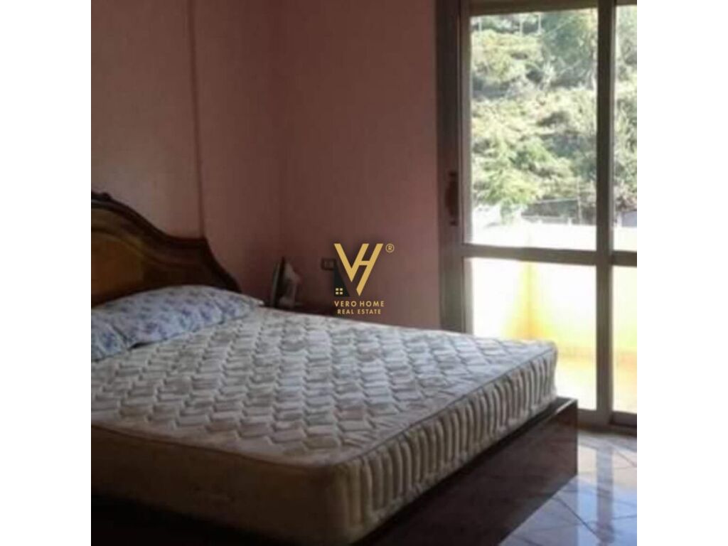 Shitet apartament 2+1 ne Vlore 100 m2 3