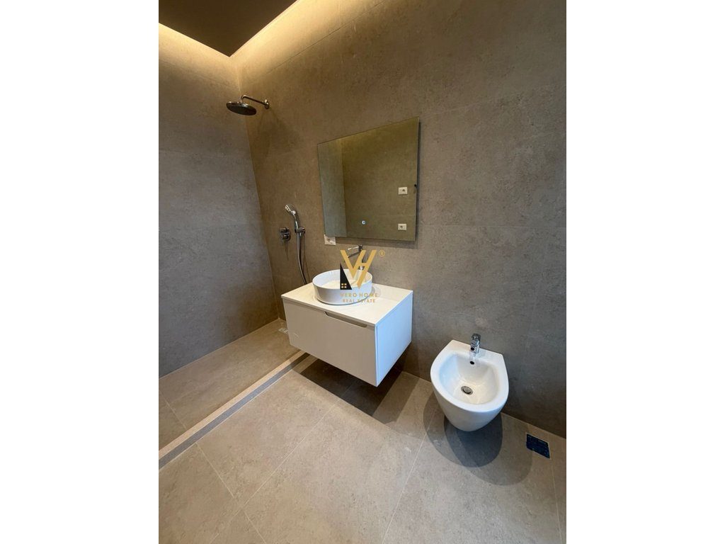SHITET APARTAMENT 1+1 TE KOMUNA PARISIT 182.000 EURO 4