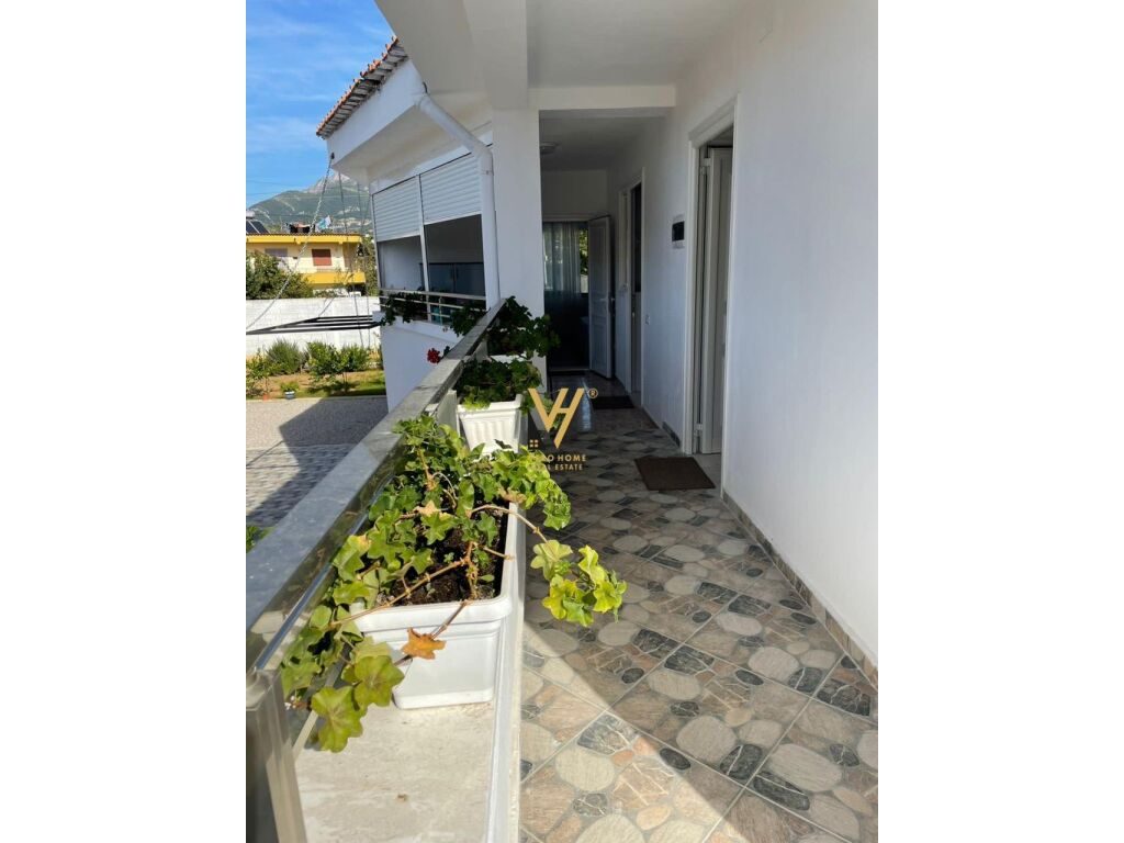 Shitet vile 2 katshe te Rruga Xhafer Zelka 160 m2 2