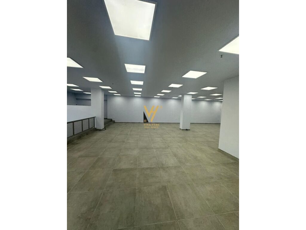 Jepet Ambient Biznesi me qera perball Fakultetit Ekonomik 350 m2 2