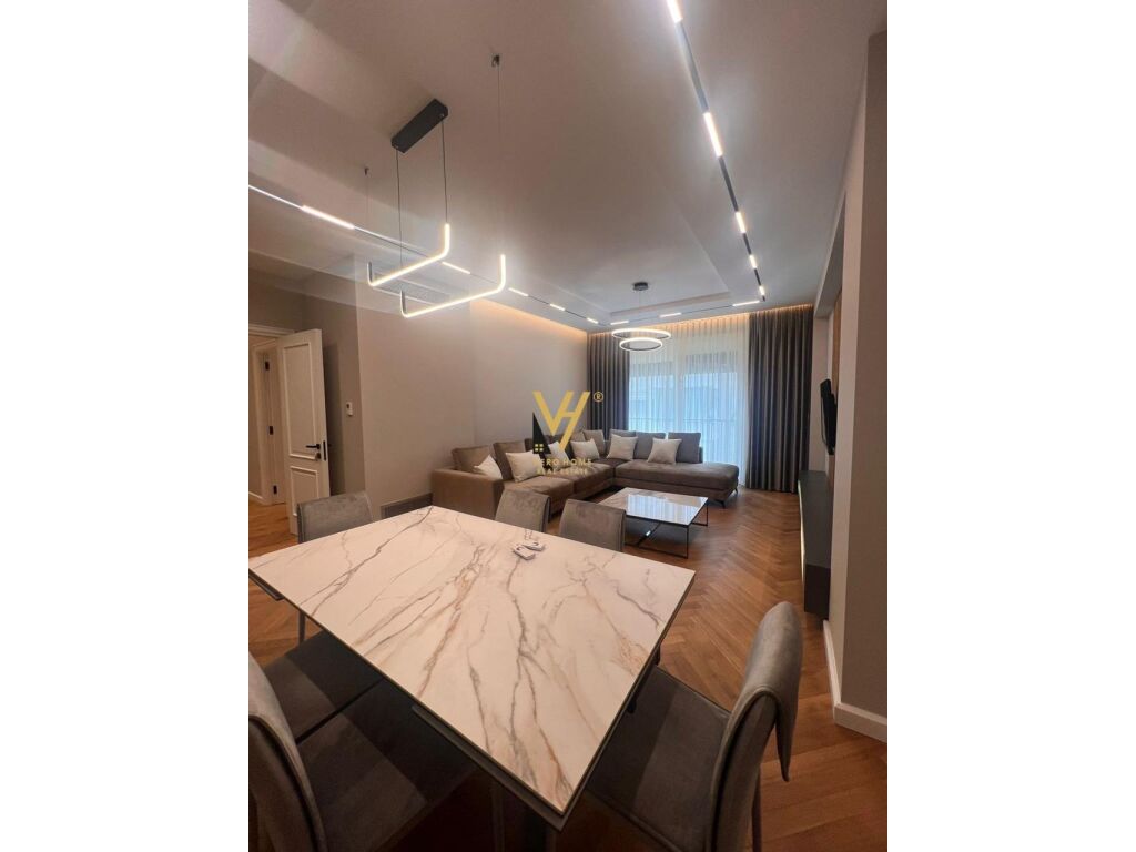 Jepet Apartament 3+1+2+ballkon me qera te Rruga e Kosovareve 155 m2 2