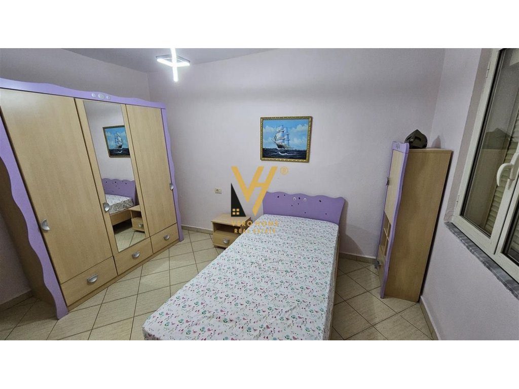 JEPET APARTAMENT 2+1+BLK ME QERA TE FERIT XHAJKO 550 EURO 4