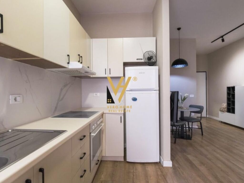 Shitet Apartament 1+1 te Kopshti Zoologjik 45 m2
