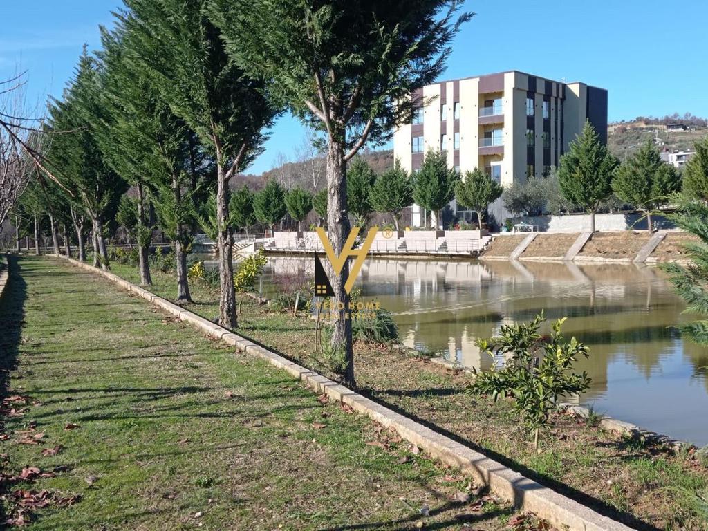 SHITET HOTEL NË ZONËN E GURRES,3.900.000 EURO 2